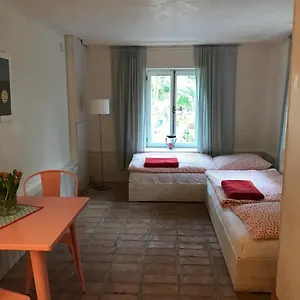 Der Birkenhof - Birch Court Düsseldorf