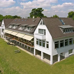 Hotel Faehrhaus Km734, Düsseldorf