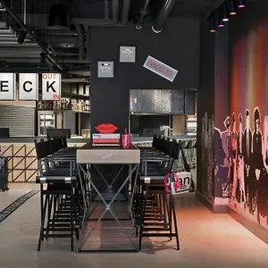 3* Hotel Moxy