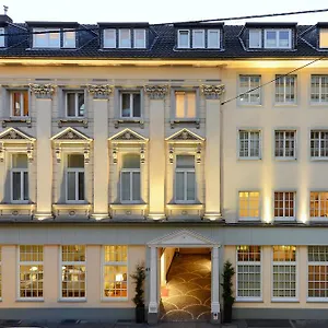 4* Apartahotel Living Am Carlsplatz