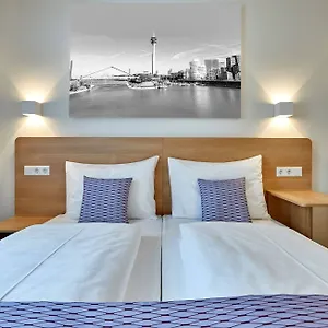Mcdreams Duesseldorf-city Düsseldorf